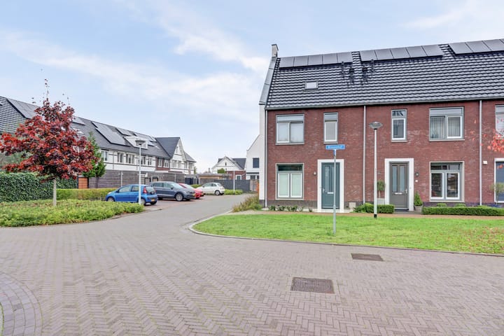 Photo 40 of Binnenhof 3