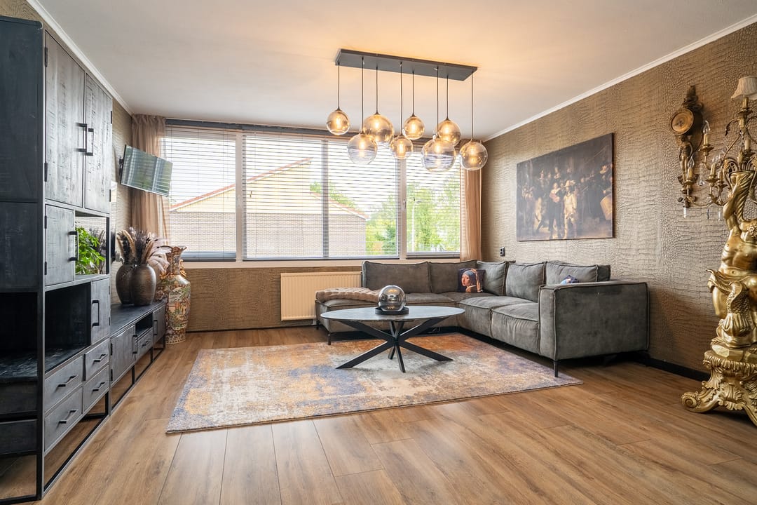 Photo 2 of Bruggemanlanden 11