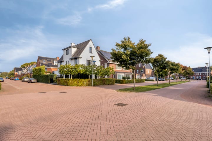 Photo 2 of Sperwerstraat 34