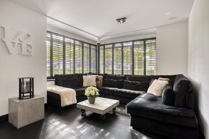 Photo 9 of Sperwerstraat 34