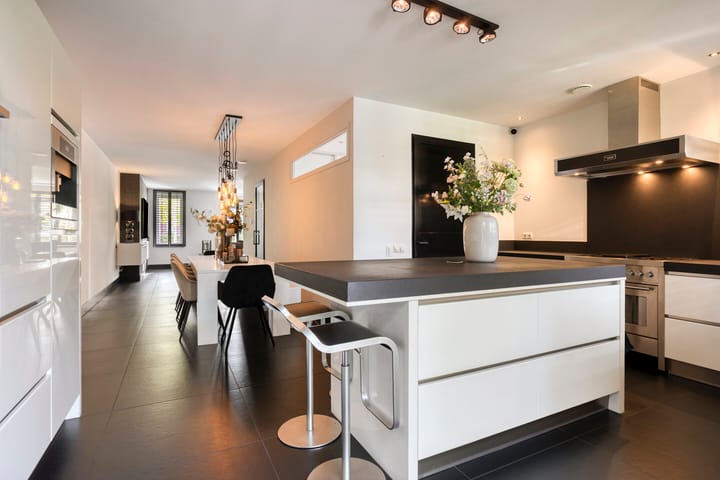 Photo 16 of Sperwerstraat 34