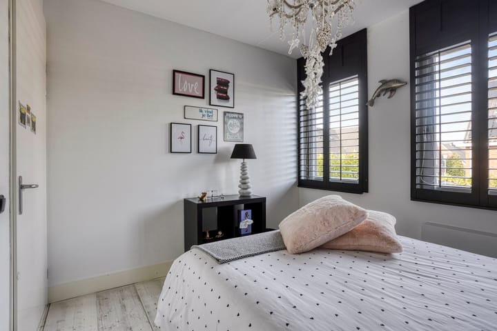 Photo 30 of Sperwerstraat 34