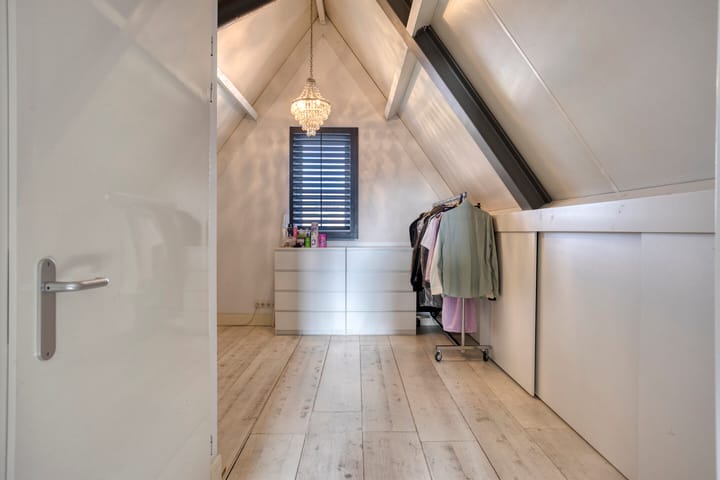 Photo 37 of Sperwerstraat 34