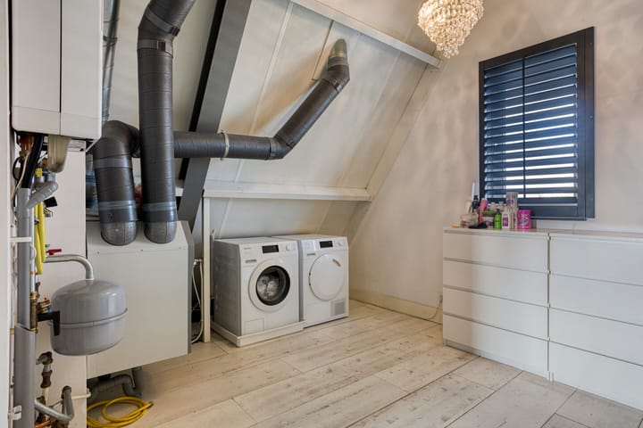 Photo 38 of Sperwerstraat 34