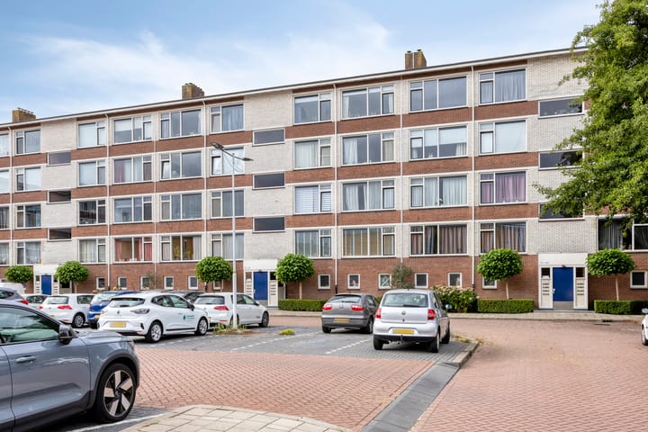 Karel Doormanlaan 143