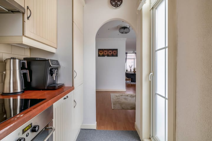 Photo 13 of J A Alberdingk Thijmstraat 39-B