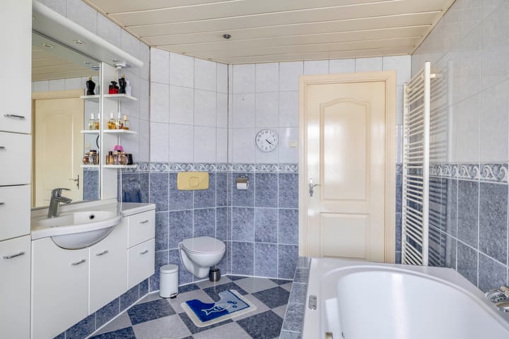 Photo 21 of J A Alberdingk Thijmstraat 39-B