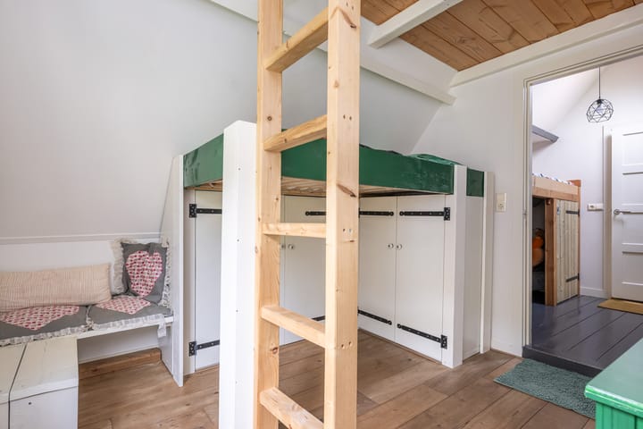 Photo 18 of Voorstraat 4