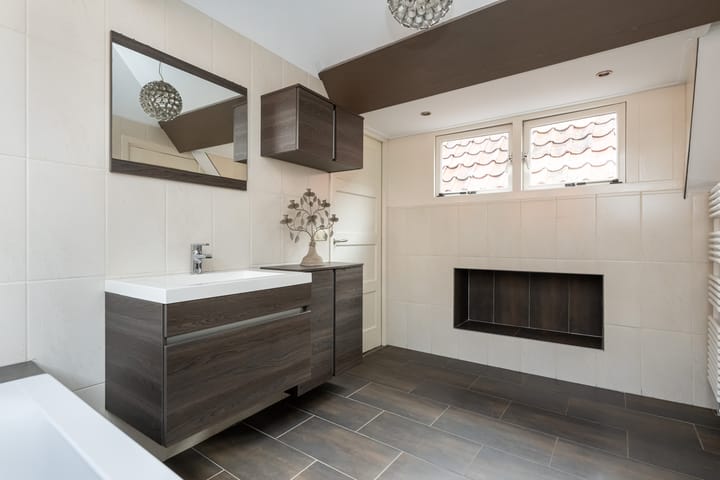 Photo 21 of Voorstraat 4