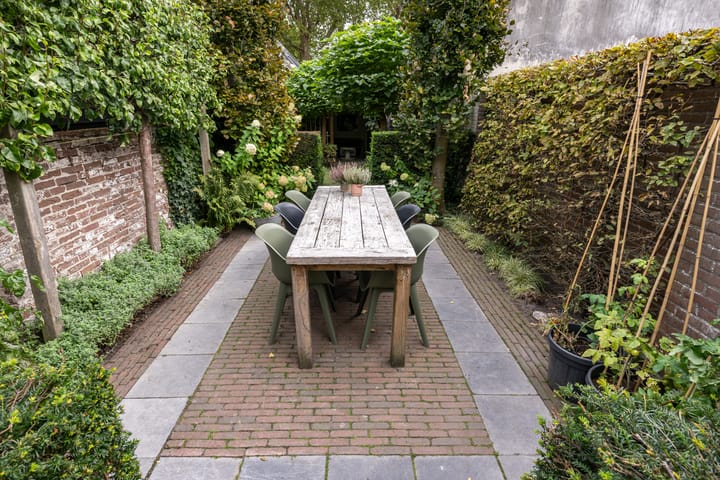 Photo 23 of Voorstraat 4