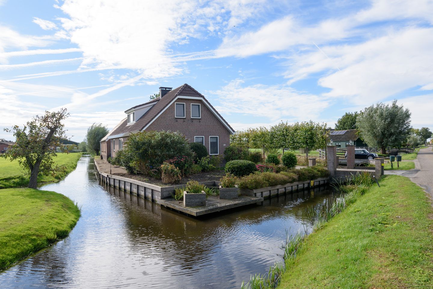 Photo 1 of Achterland 27