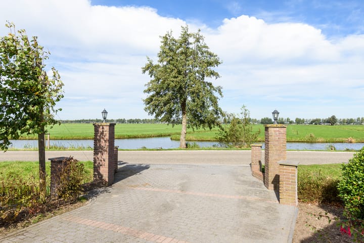 Photo 4 of Achterland 27