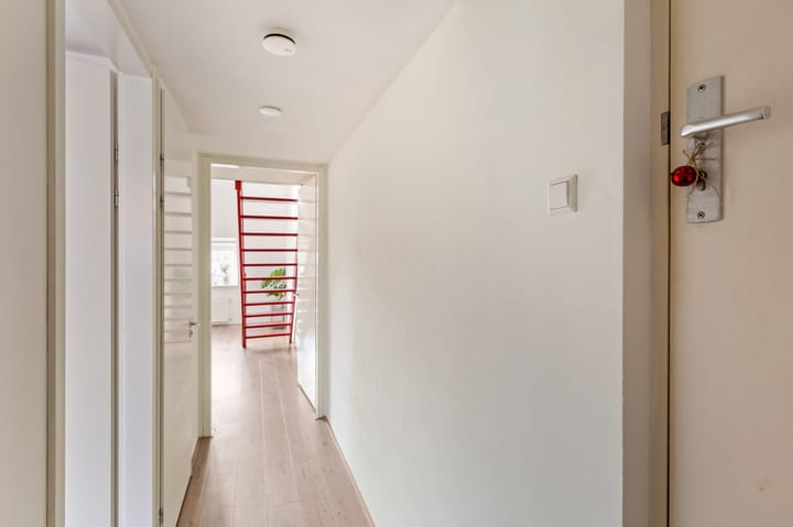 Photo 14 of Mosplein 18-D