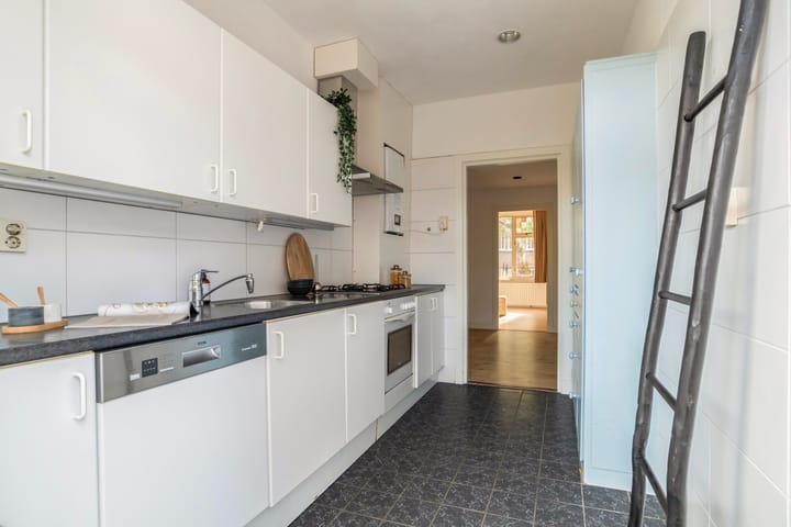 Foto 12 van Rochussenstraat 71-B