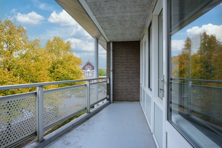 Foto 13 van Sjwats Jris 38