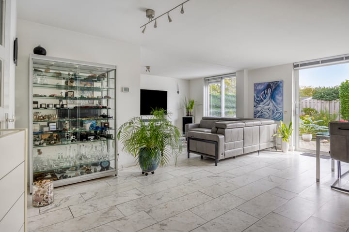 Foto 9 van F.J. Ebbensstraat 86