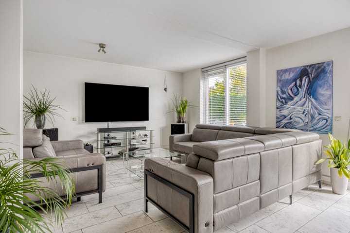 Foto 10 van F.J. Ebbensstraat 86