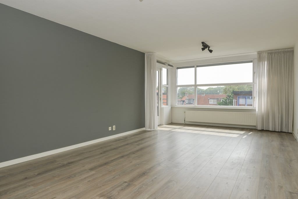 Photo 4 of Zenderstraat 228