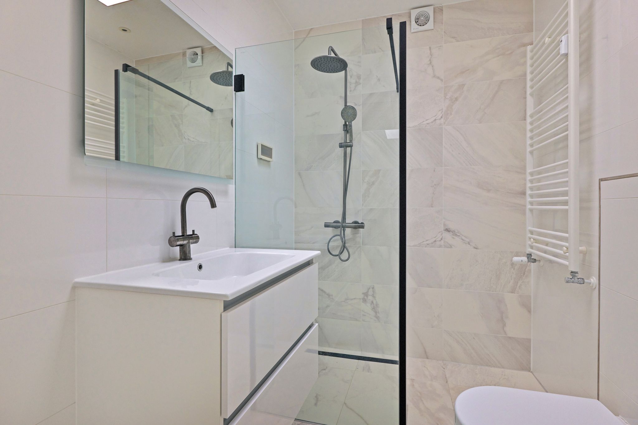 Foto 12 van Johannes Worpstraat 7-3