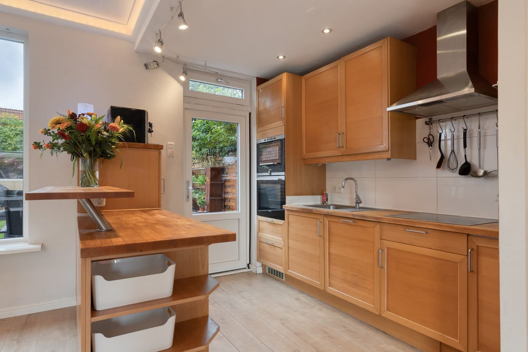 Photo 13 of Cornelis Dopperstraat 42