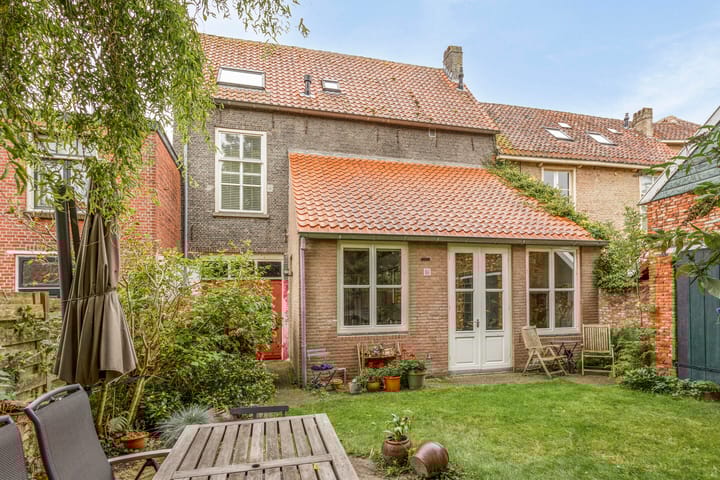 Foto 30 van Goudenbloemstraat 25