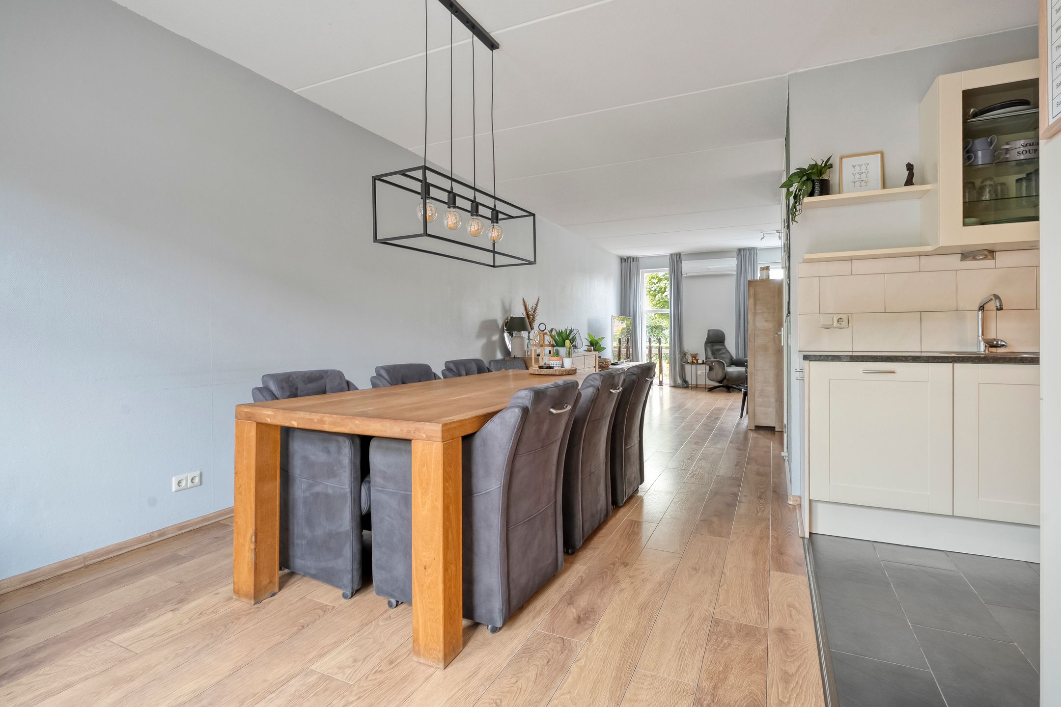 Foto 15 van Kamferbekestraat 55