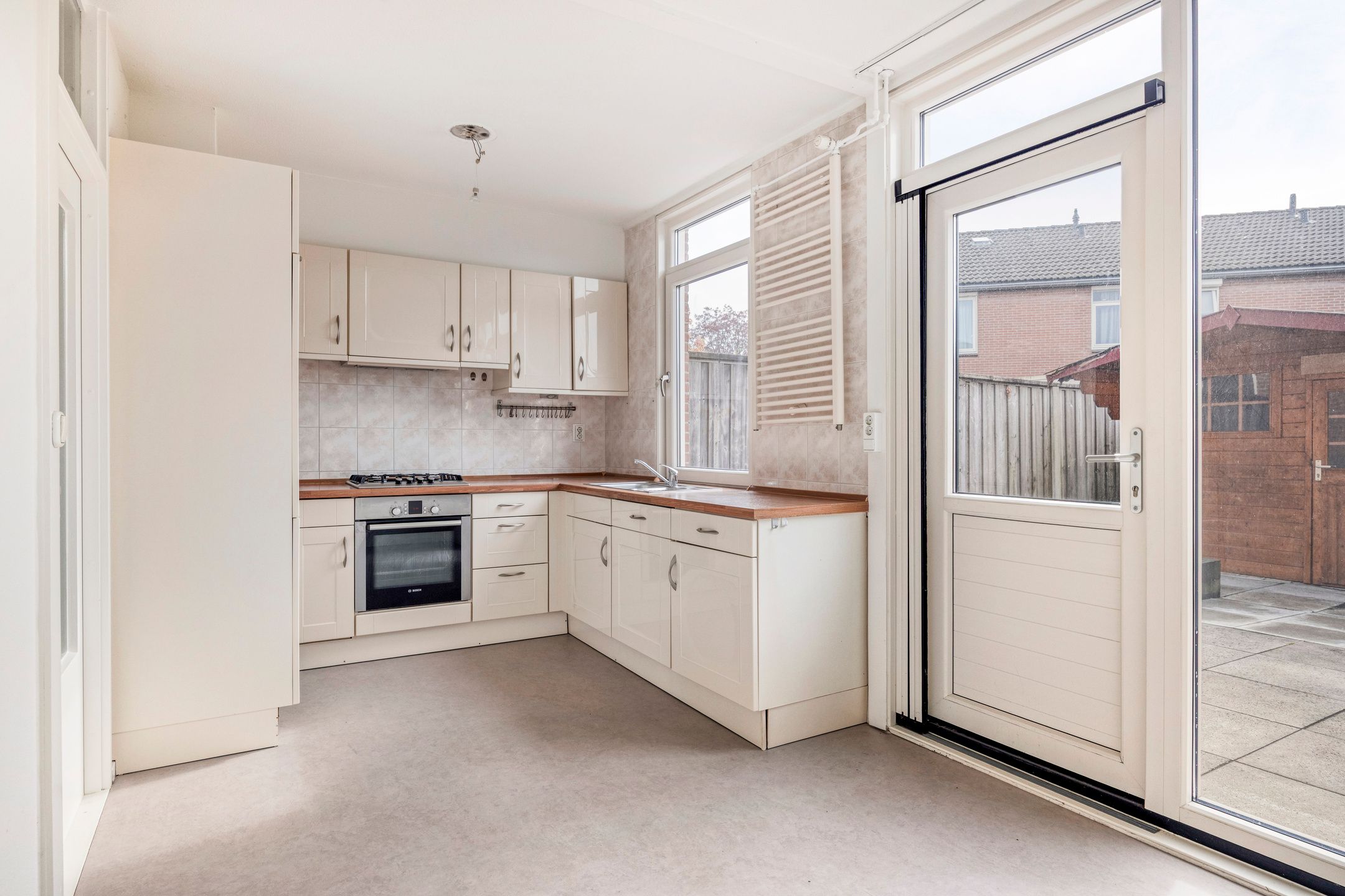 Photo 3 of Ida Wassermanstraat 7