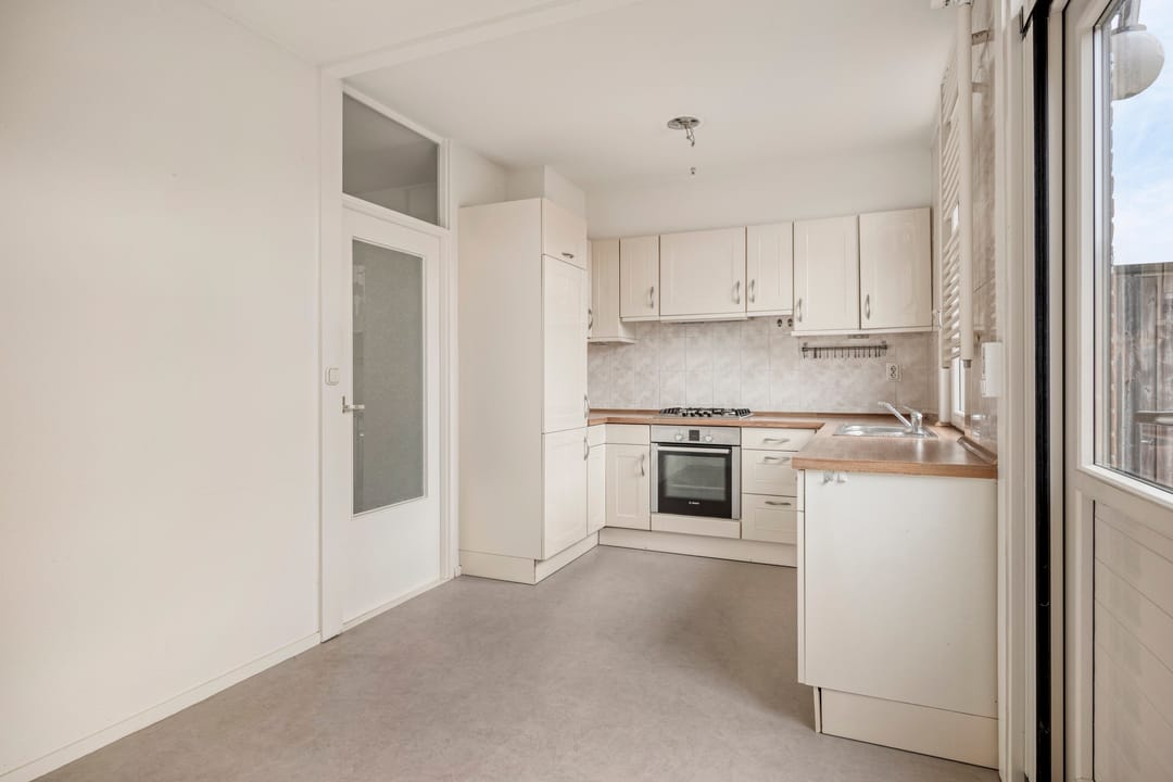 Photo 16 of Ida Wassermanstraat 7