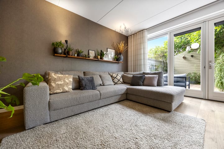 Foto 8 van Albert Trouwborststraat 13