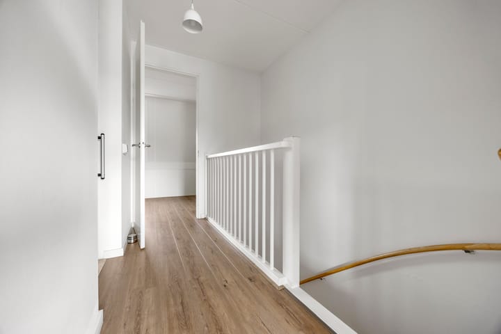 Foto 24 van Albert Trouwborststraat 13