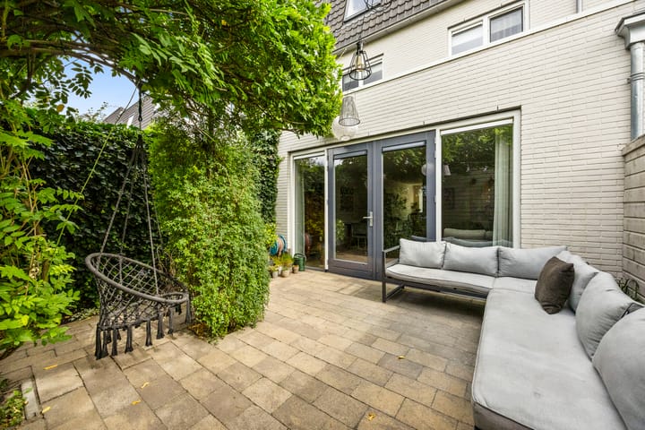 Foto 29 van Albert Trouwborststraat 13