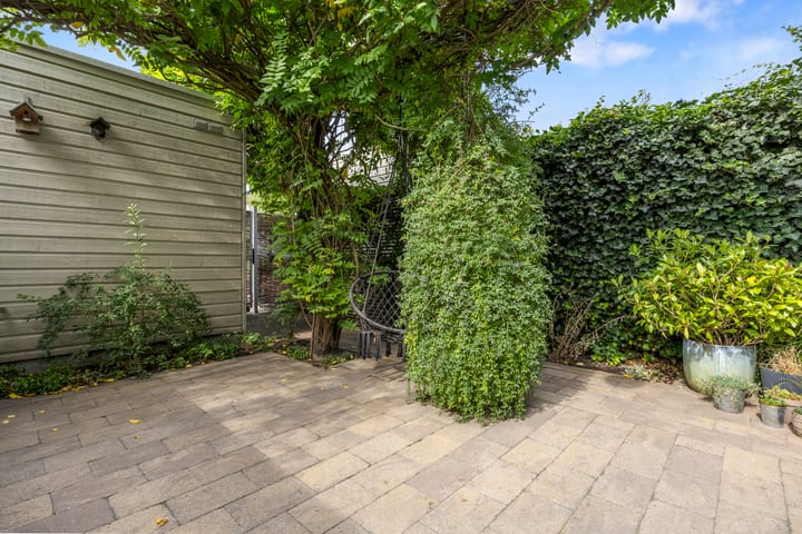 Foto 31 van Albert Trouwborststraat 13