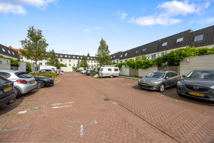 Foto 36 van Albert Trouwborststraat 13