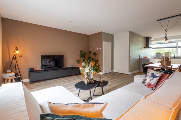 Foto 11 van Klompenmaker 68