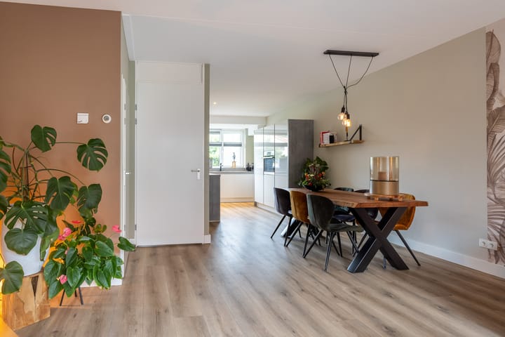 Foto 13 van Klompenmaker 68