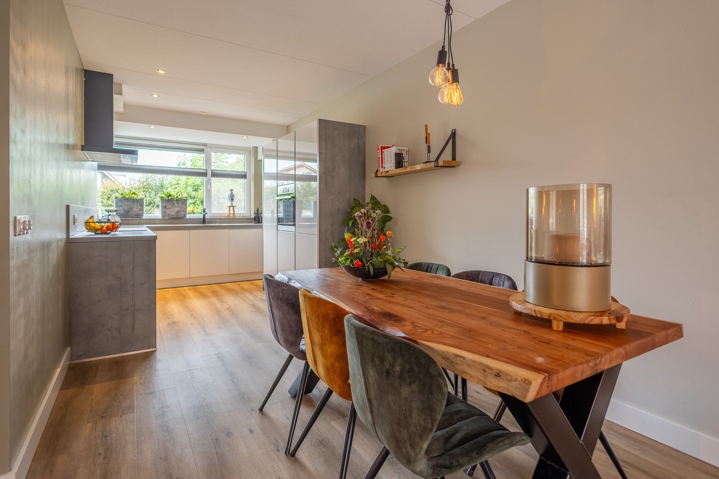 Foto 14 van Klompenmaker 68