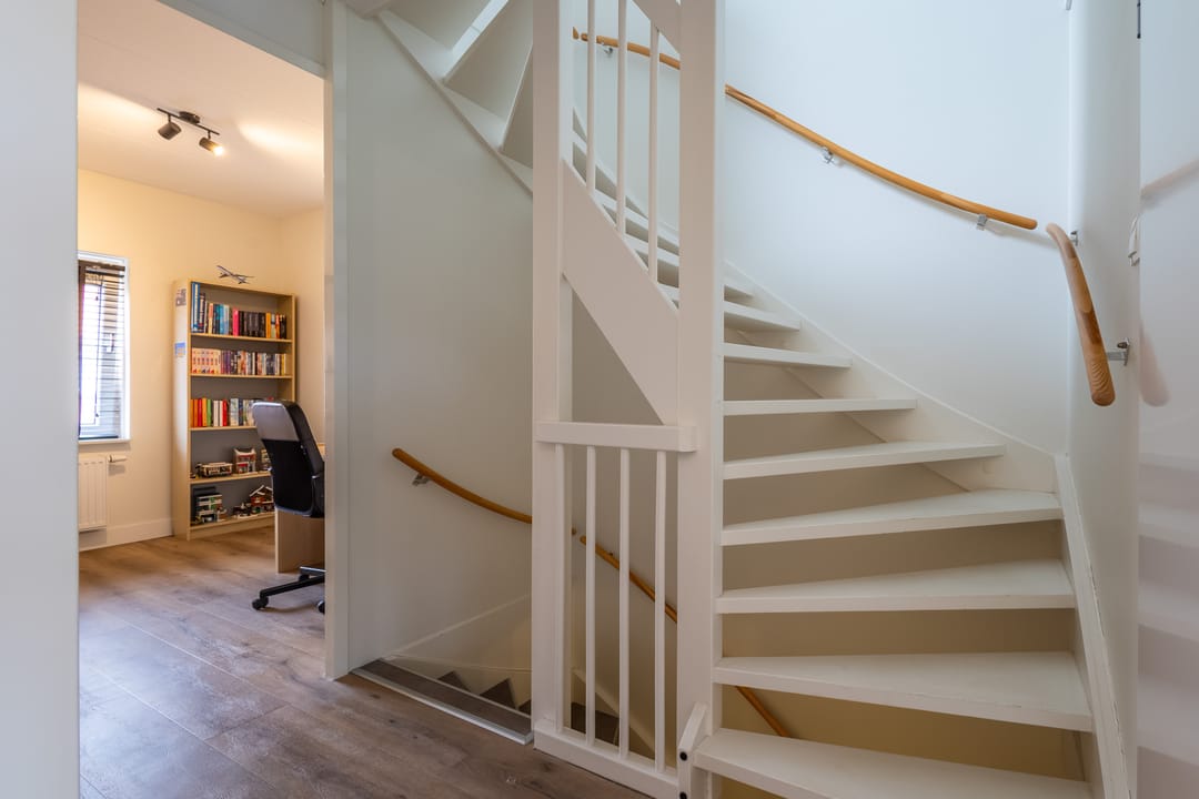 Foto 17 van Klompenmaker 68