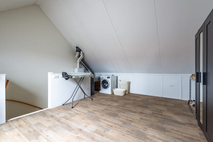 Foto 28 van Klompenmaker 68