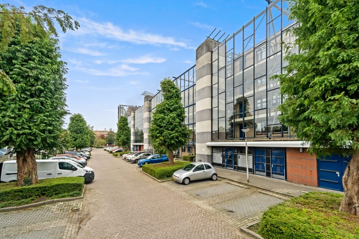 Foto 24 van Drogerij 27