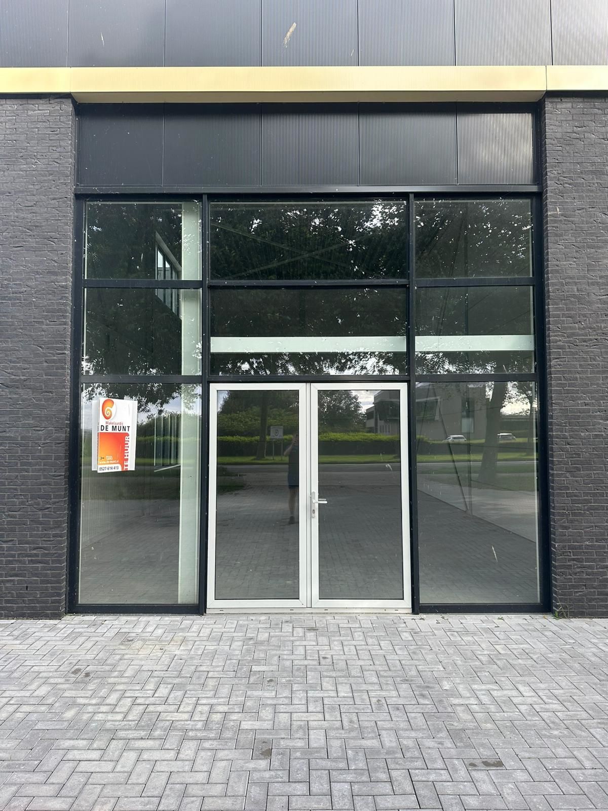 Bekijk foto 4 van Randweg 17-B