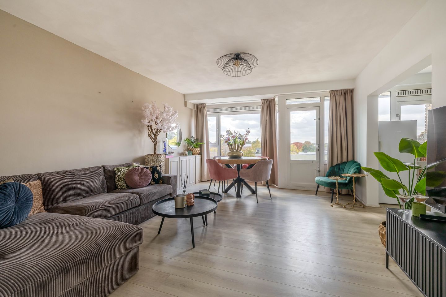 Photo 10 of Heuvelstraat 260