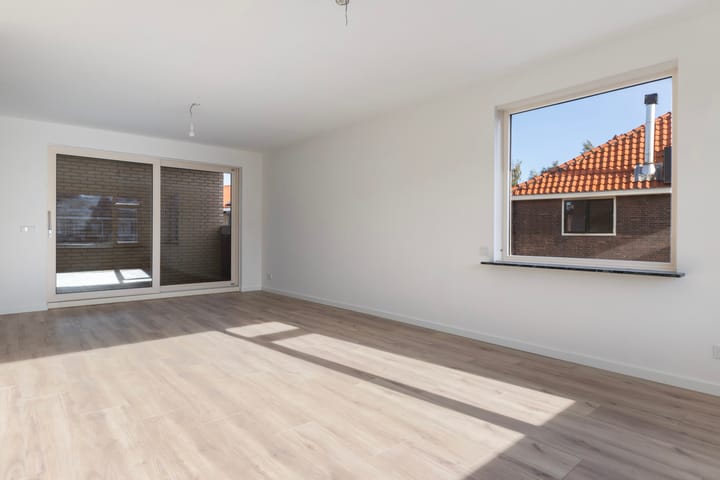 Foto 12 van Vossiusstraat 50