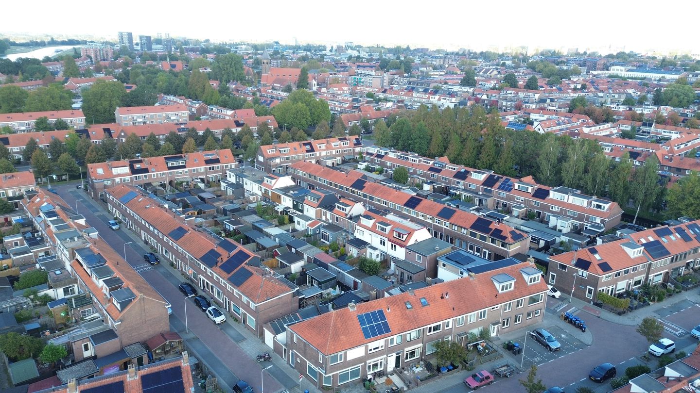 Photo 34 of Vossiusstraat 50