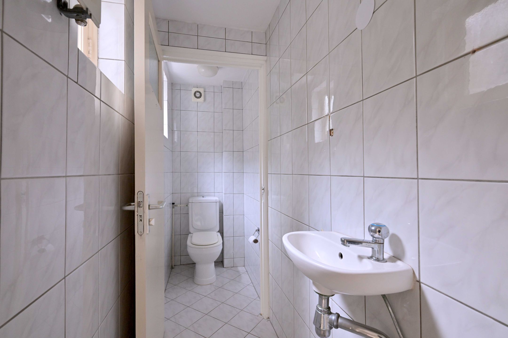 Photo 15 of Graaf van Burenstraat 25