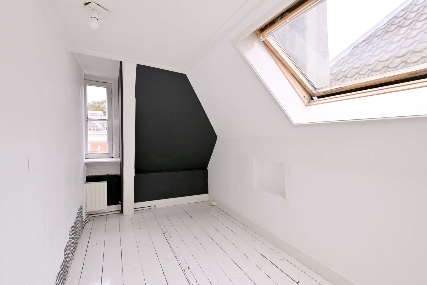 Photo 19 of Graaf van Burenstraat 25