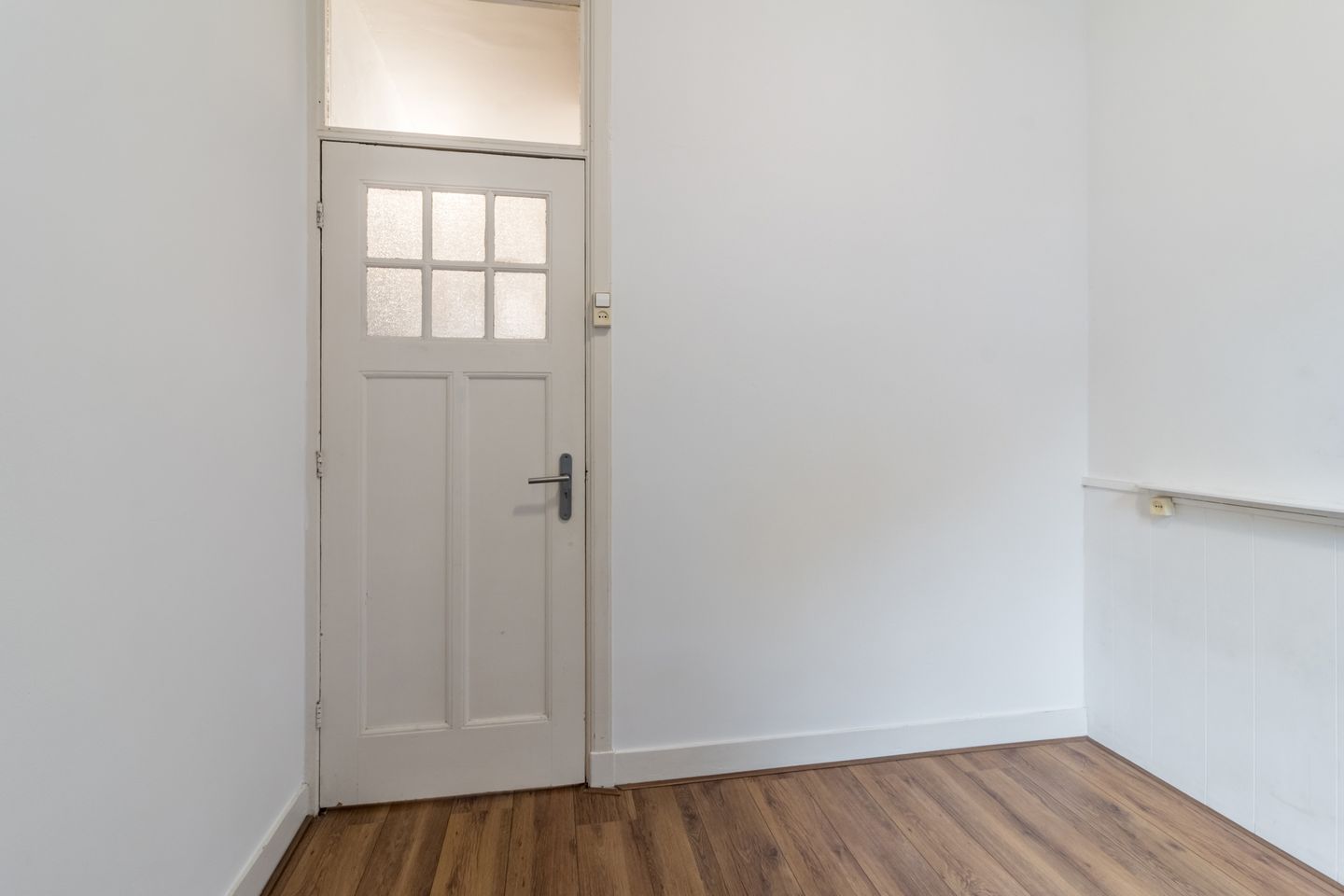 Foto 14 van Caan van Necklaan 81