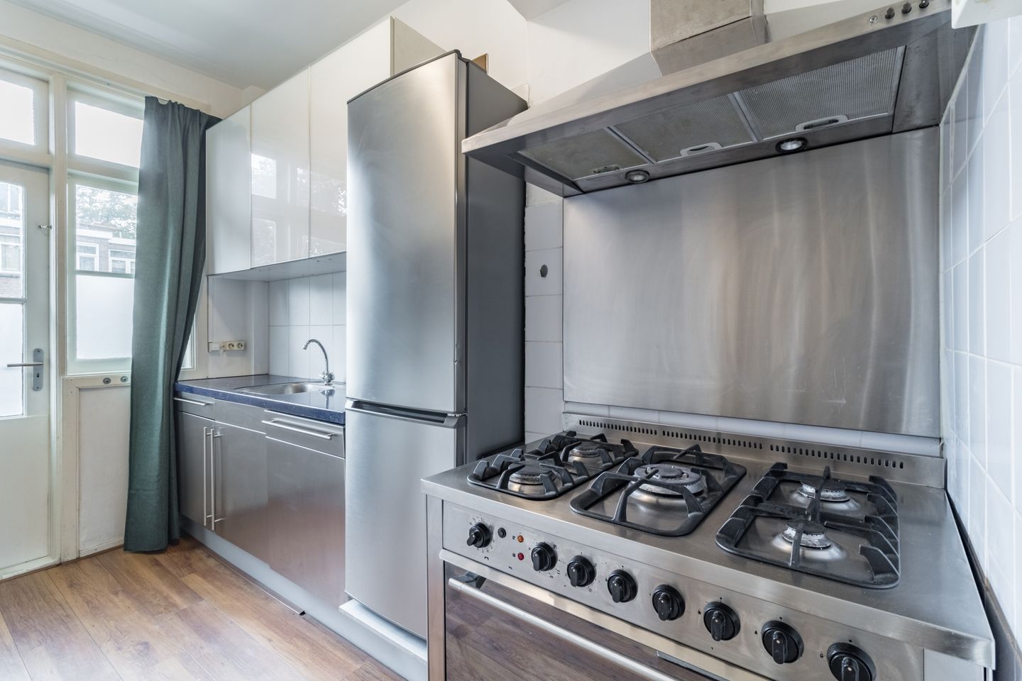 Foto 19 van Caan van Necklaan 81