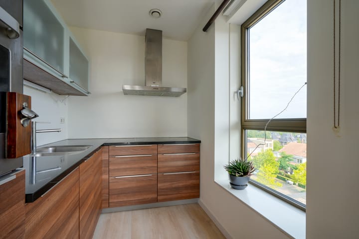 Photo 15 of Edmond Audranstraat 173