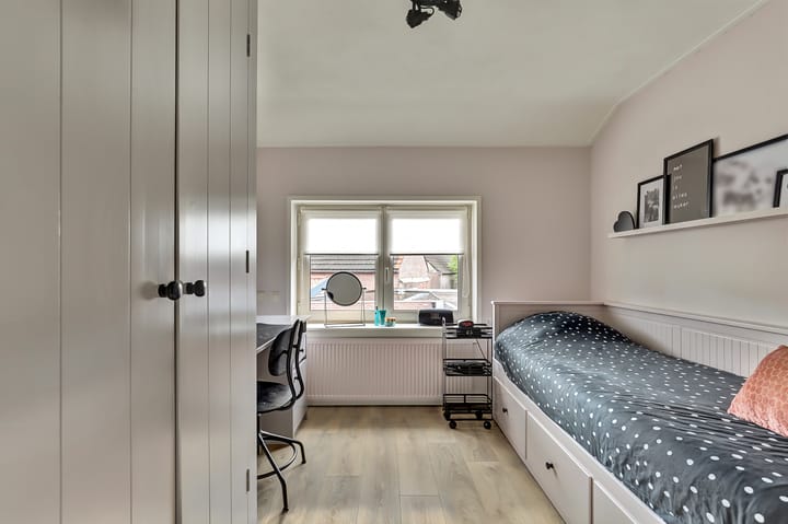 Foto 25 van Vincent van Goghstraat 5