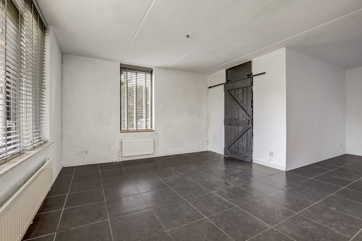 Foto 5 van Planetenstraat 11